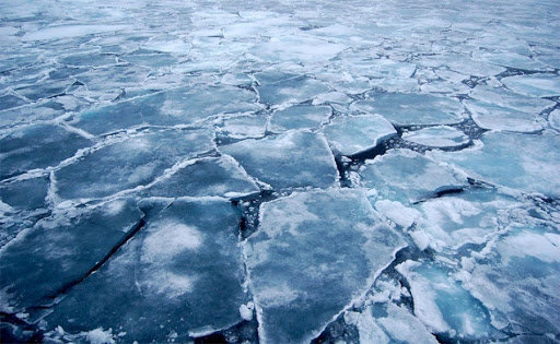 Сэрэмжлүүлэг: Эгийн голын мөсөнд цөмөрч хоёр хүн амиа алджээ